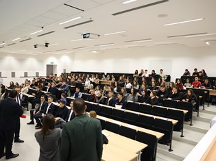 2025-12-03 19-02-59.jpeg